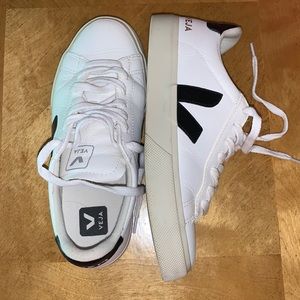 Veja Esplar White and Black Leather Sneakers Sz. 7
